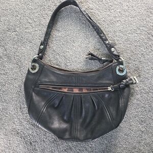 B. Makowsky Elegant Black Shoulder Bag